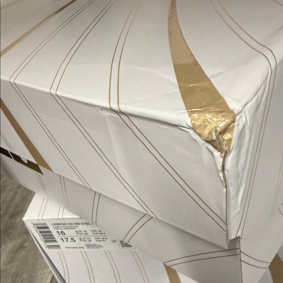 Nike EYBL Men Athletic Shoe. Rate Find🔥🔥 - Picture 9 of 11